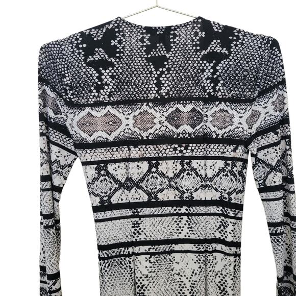 BcbgMaxazria Adele Sz Small S Snakeskin Print Wrap Dress Long Sleeve Black White - Picture 5 of 8